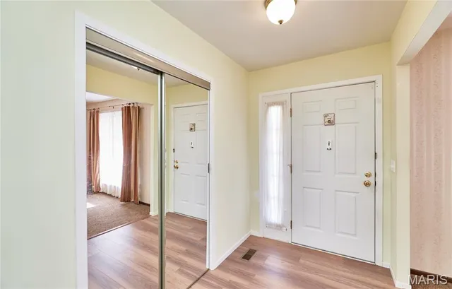 $350,000 | 41 Country Creek Drive, St. Peters, MO 63376