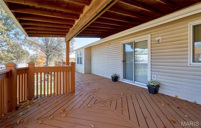 $350,000 | 41 Country Creek Drive, St. Peters, MO 63376