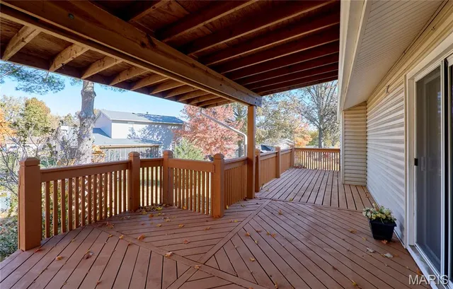 $350,000 | 41 Country Creek Drive, St. Peters, MO 63376