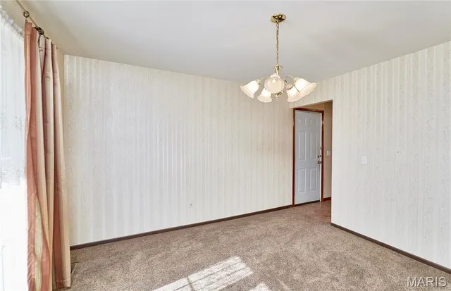 $350,000 | 41 Country Creek Drive, St. Peters, MO 63376