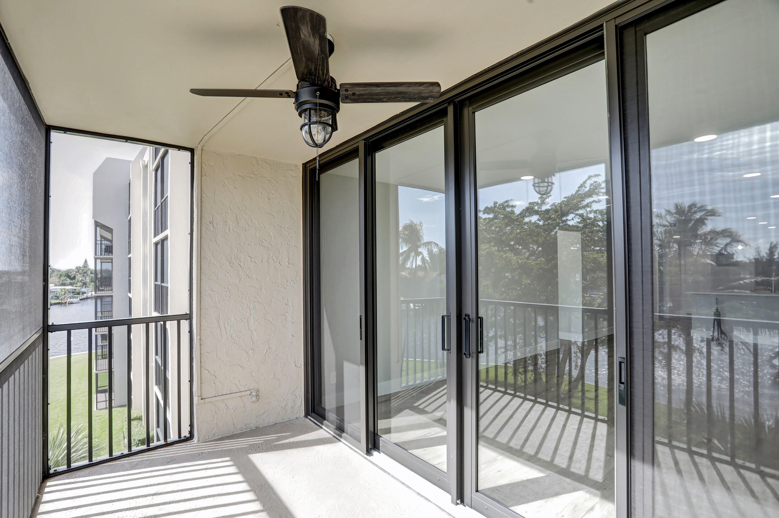 7 Royal Palm Way, Unit 404 Boca Raton, FL 33432 - Photo 17 of 21 41_001l9678