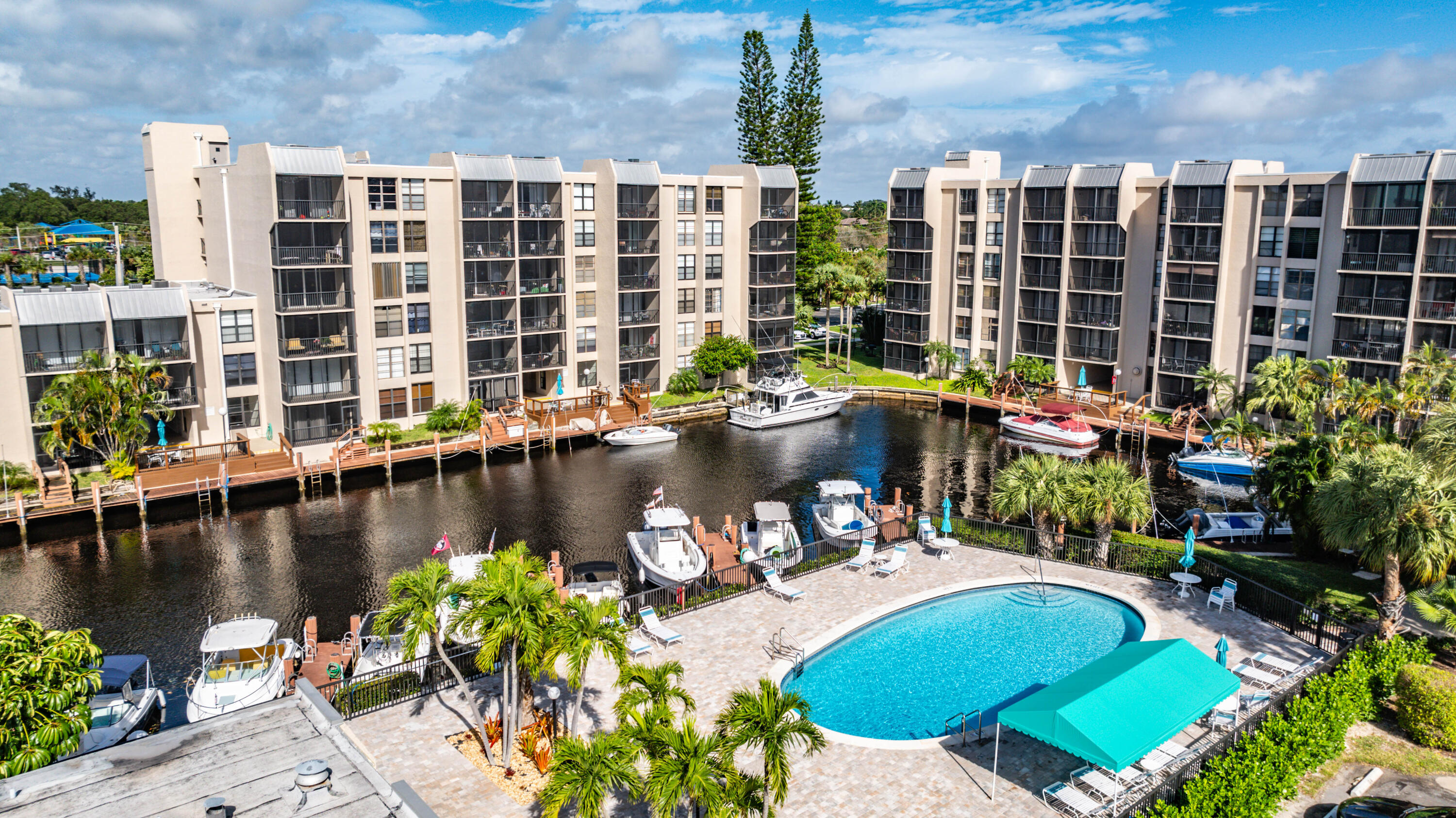 7 Royal Palm Way, Unit 404 Boca Raton, FL 33432 - Photo 19 of 21 01_7 drone-1
