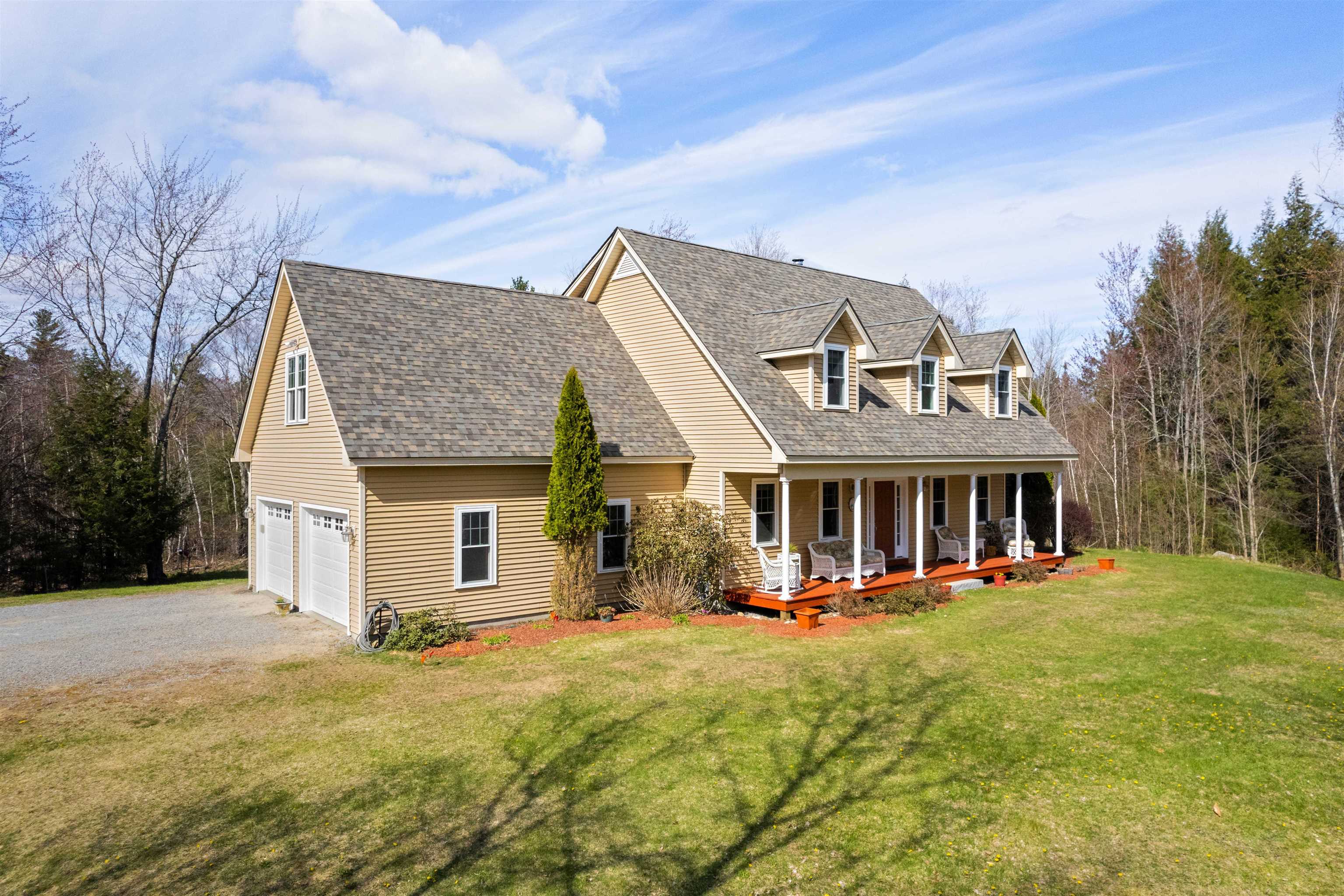 14 South Ridge Road Bradford, NH 03221 - Photo 1 of 40