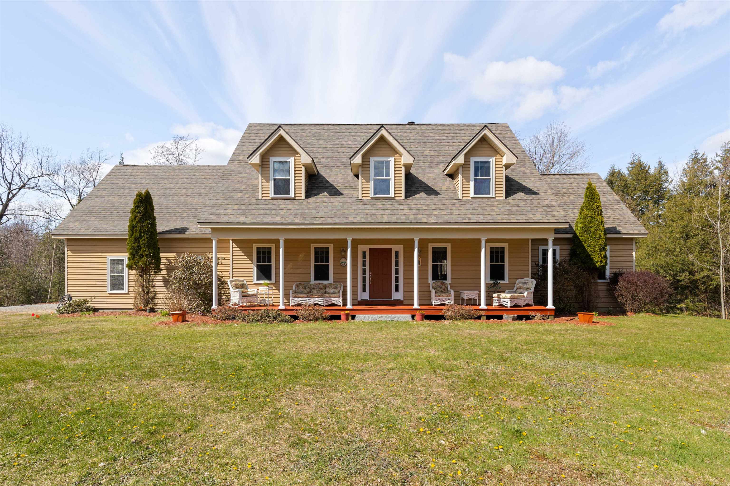 14 South Ridge Road Bradford, NH 03221 - Photo 2 of 40