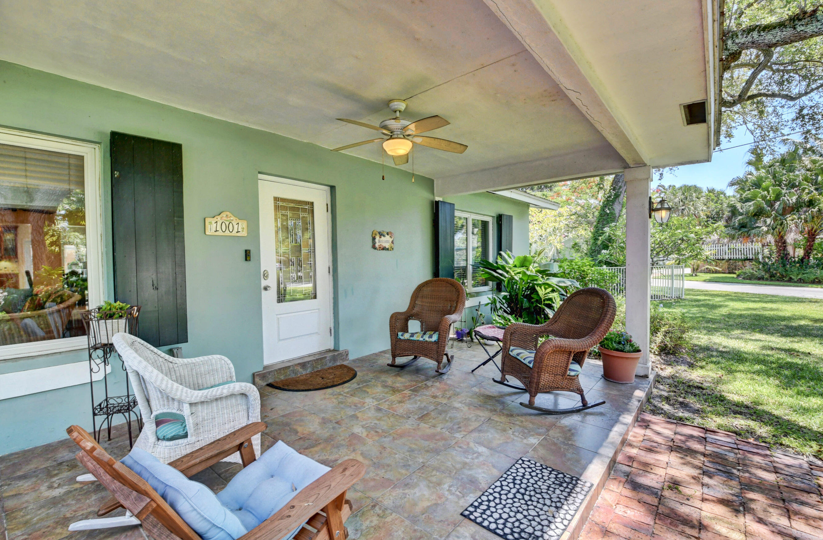 1001 Southwest 21st Street Boca Raton, FL 33486 - Photo 7 of 50 Front Porch