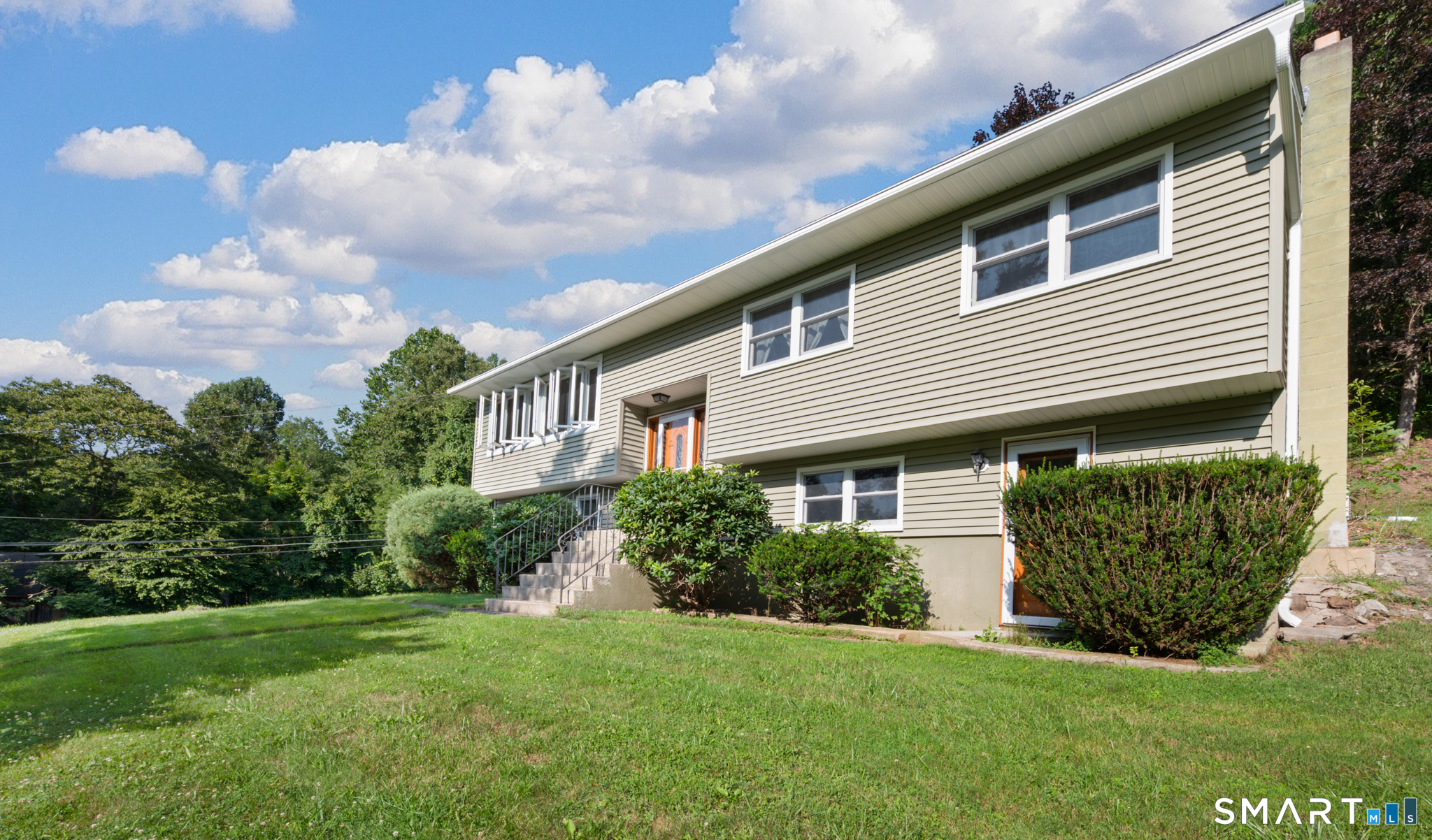 272 Peter Road Southbury, CT 06488 - Photo 2 of 40