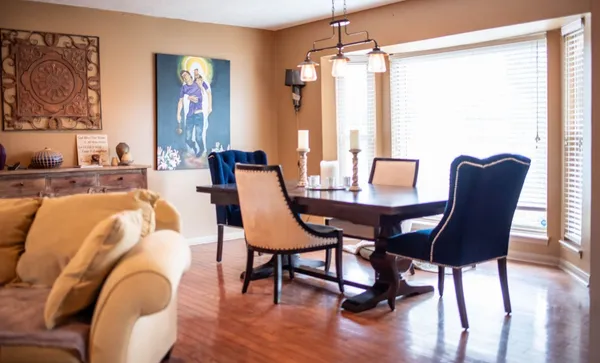 $2,900 | 1911 Shadow Bend Drive, Houston, TX 77043