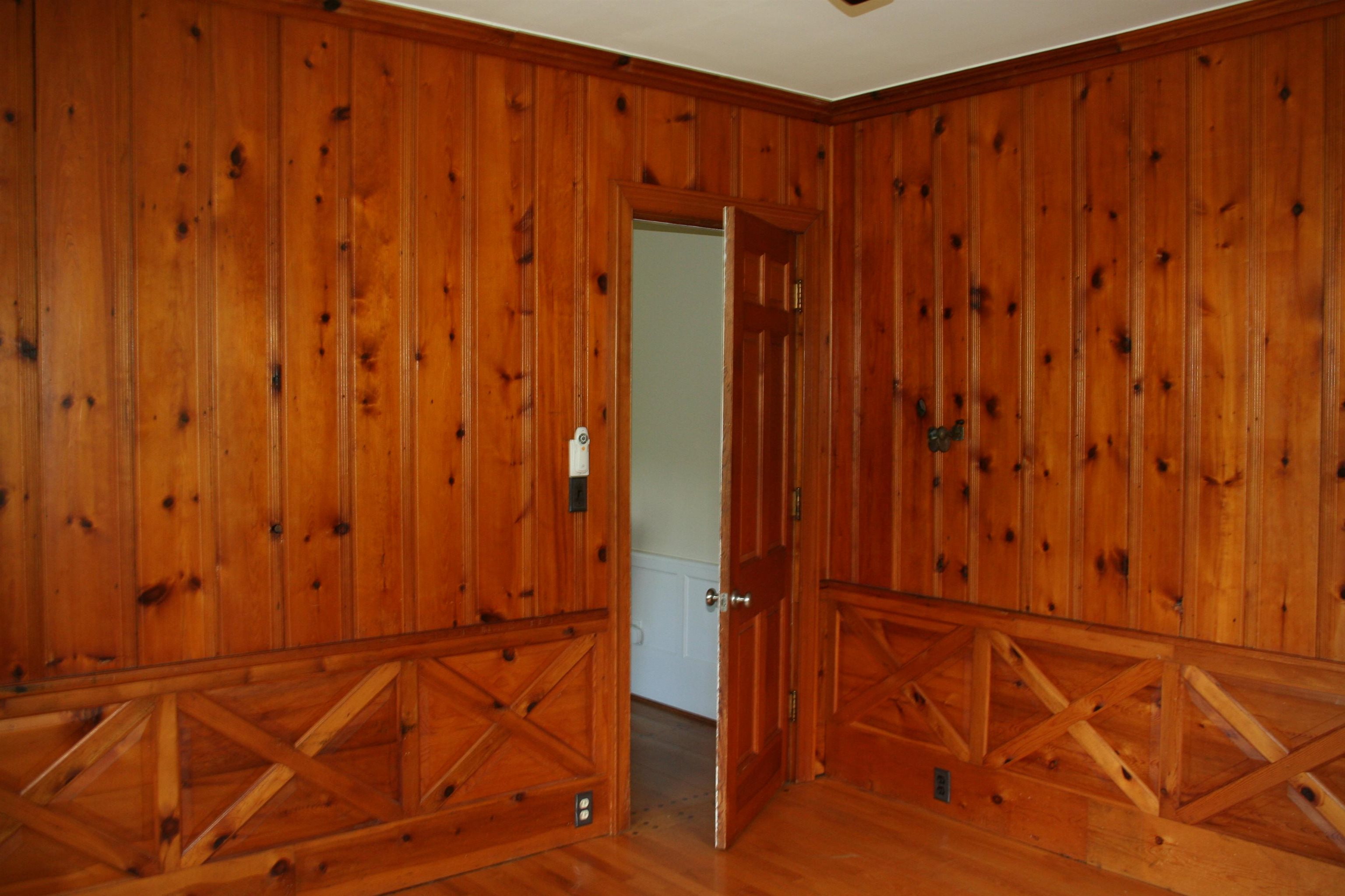 215 Potomac River Road Monterey, VA 24465 - Photo 17 of 43 a view of wooden door