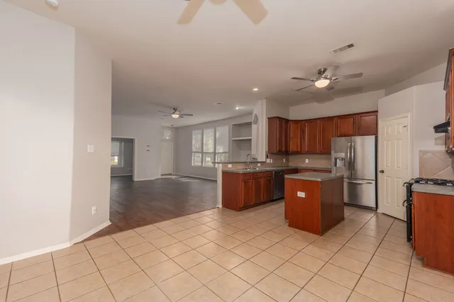 $264,900 | 32015 Sue Lane, Pinehurst, TX 77362