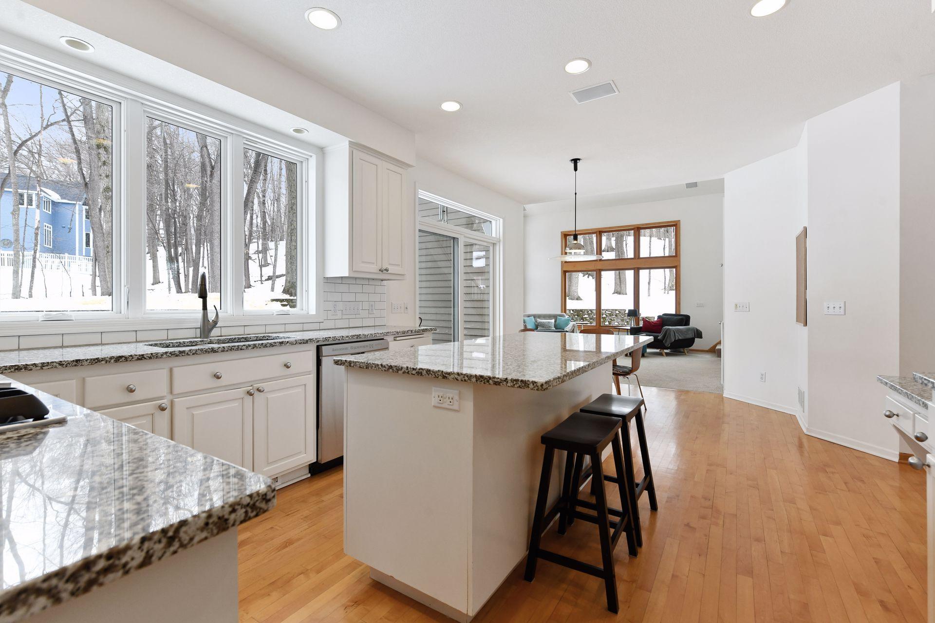 480 Trap Line Lane Chanhassen, MN 55317 - Photo 6 of 38