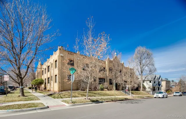 $2,000 | 1107 Elizabeth Street, Denver, CO 80206