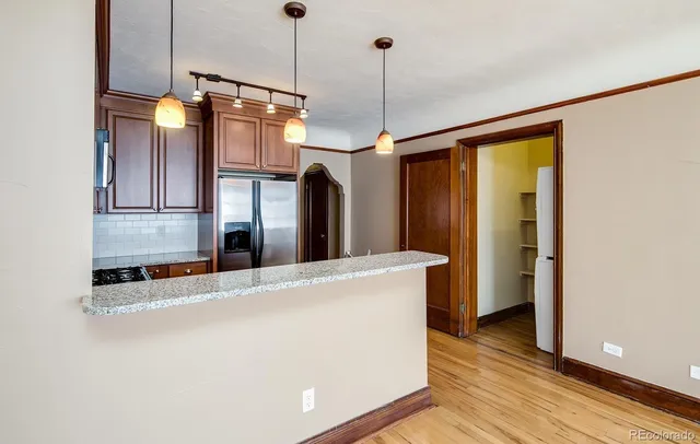 $2,000 | 1107 Elizabeth Street, Denver, CO 80206