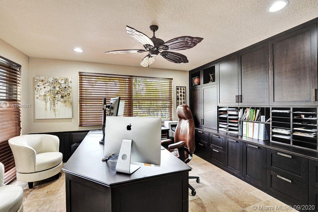 2677 Riviera Court Weston, FL 33332 - Photo 30 of 55 Gallery Image 30