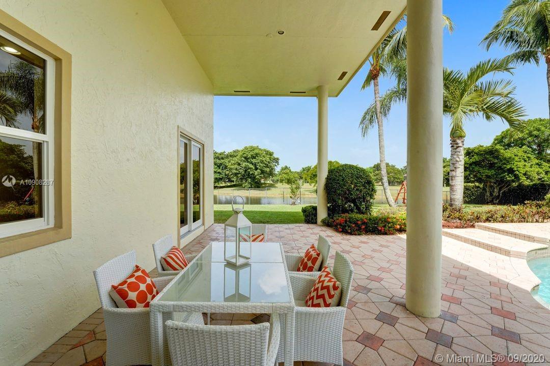 2677 Riviera Court Weston, FL 33332 - Photo 45 of 55 Gallery Image 45
