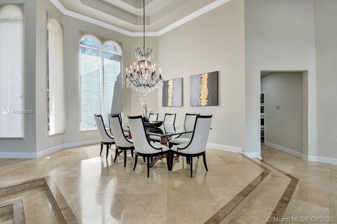 2677 Riviera Court Weston, FL 33332 - Photo 9 of 55 Gallery Image 9