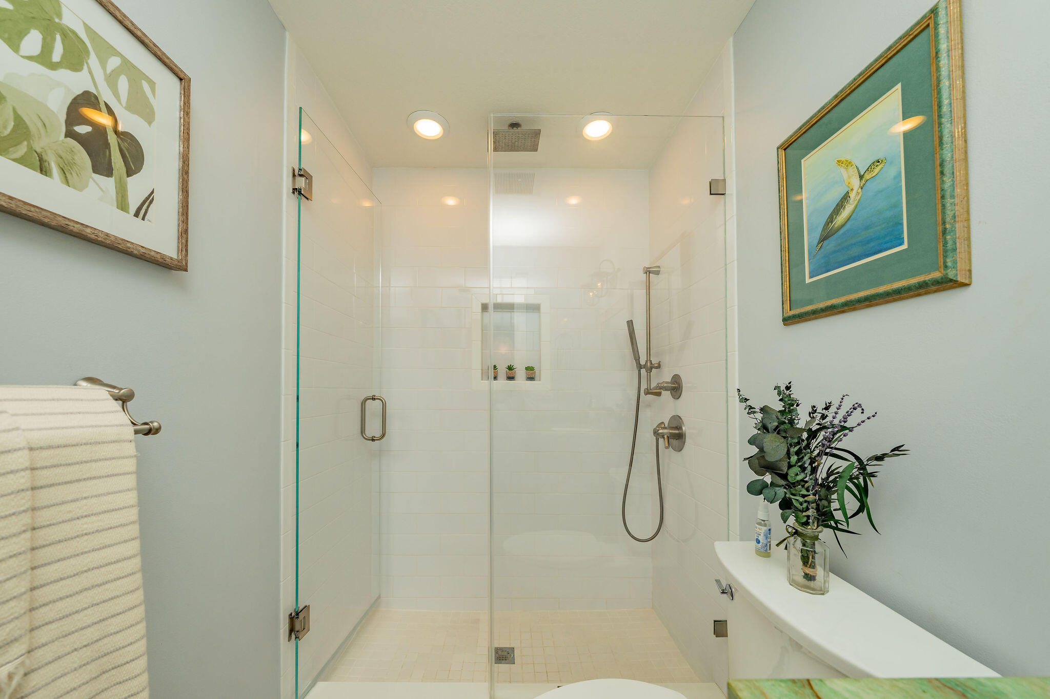 810 Madrid Road Key Largo, FL 33037 - Photo 33 of 78 2nd Bathroom