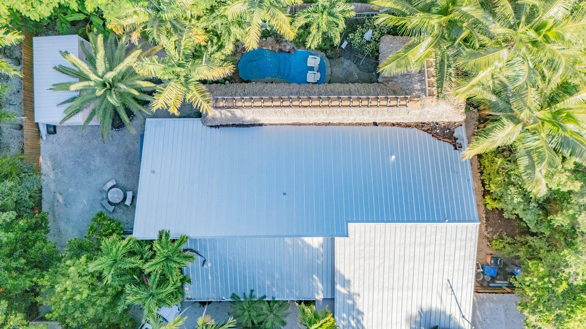 810 Madrid Road Key Largo, FL 33037 - Photo 77 of 78 Backyard