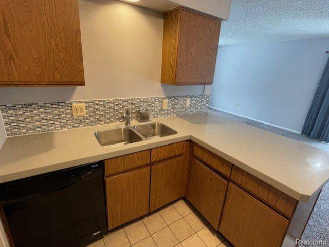3570 Cass Elizabeth Road Waterford, MI 48328 - Photo 8 of 19