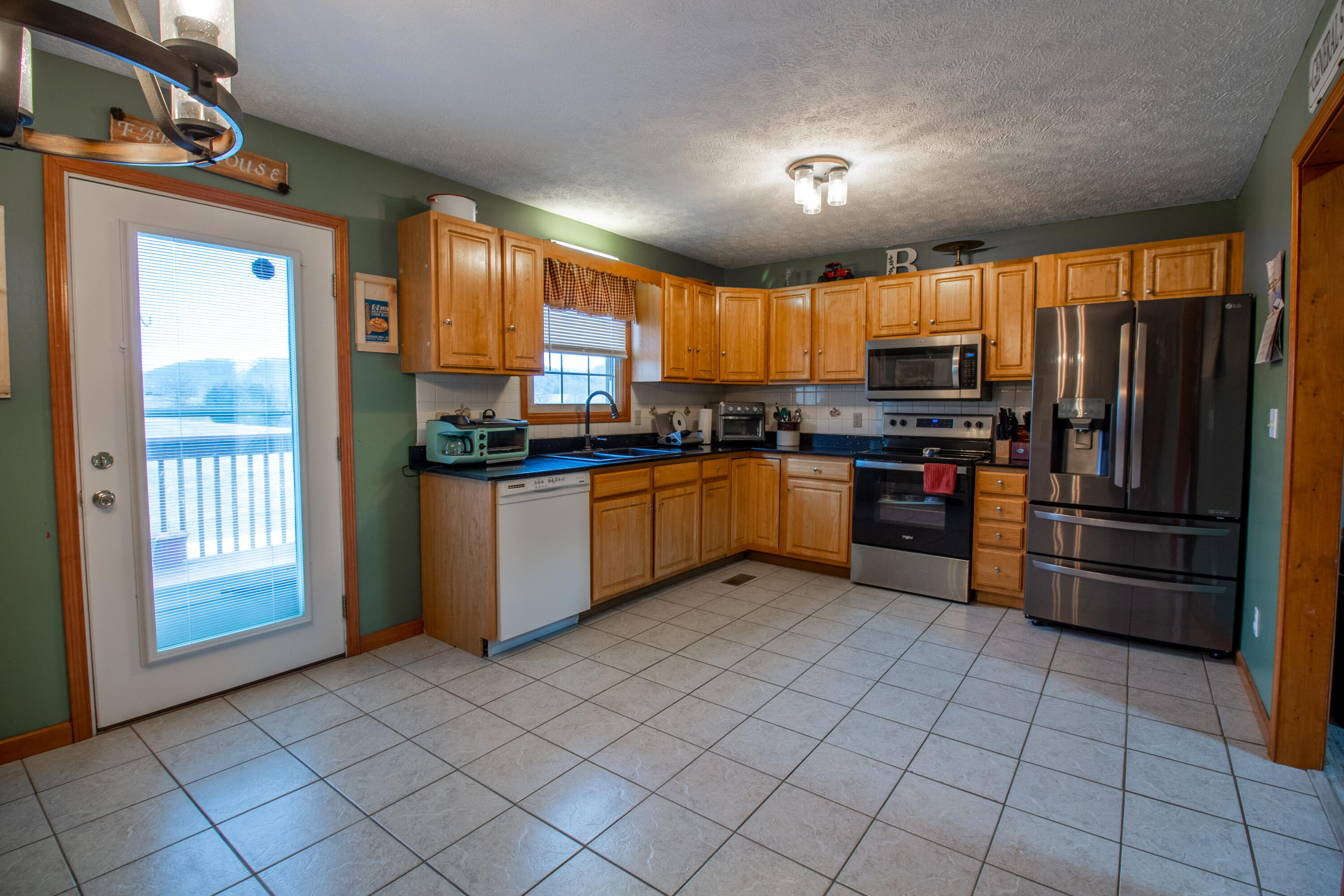 110 Hoard Road Rogersville, TN 37857 - Photo 9 of 40 Kitchen