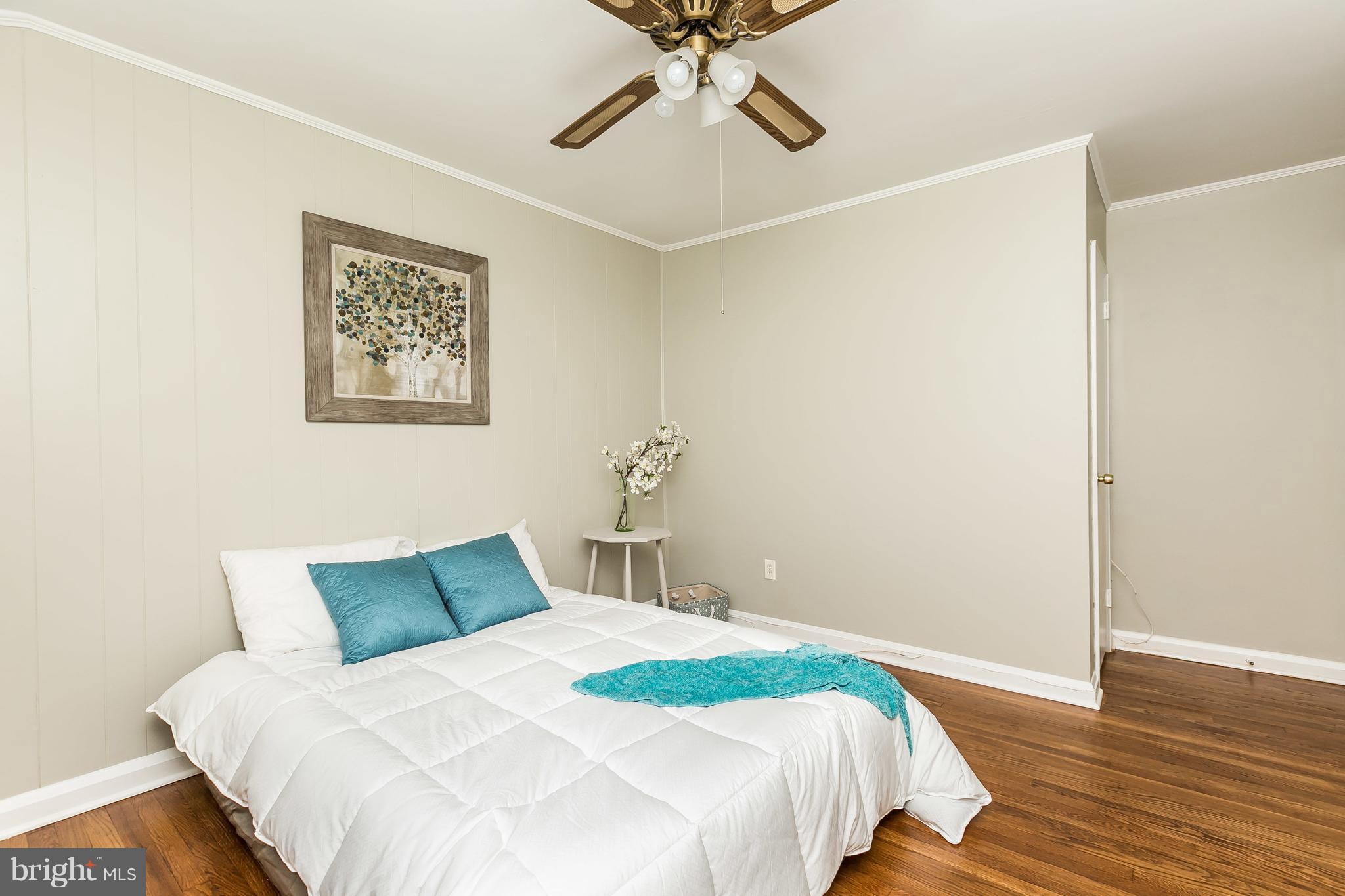 917 Southridge Road Baltimore, MD 21228 - Photo 14 of 25 Tasteful, stylish decor with an airy feel