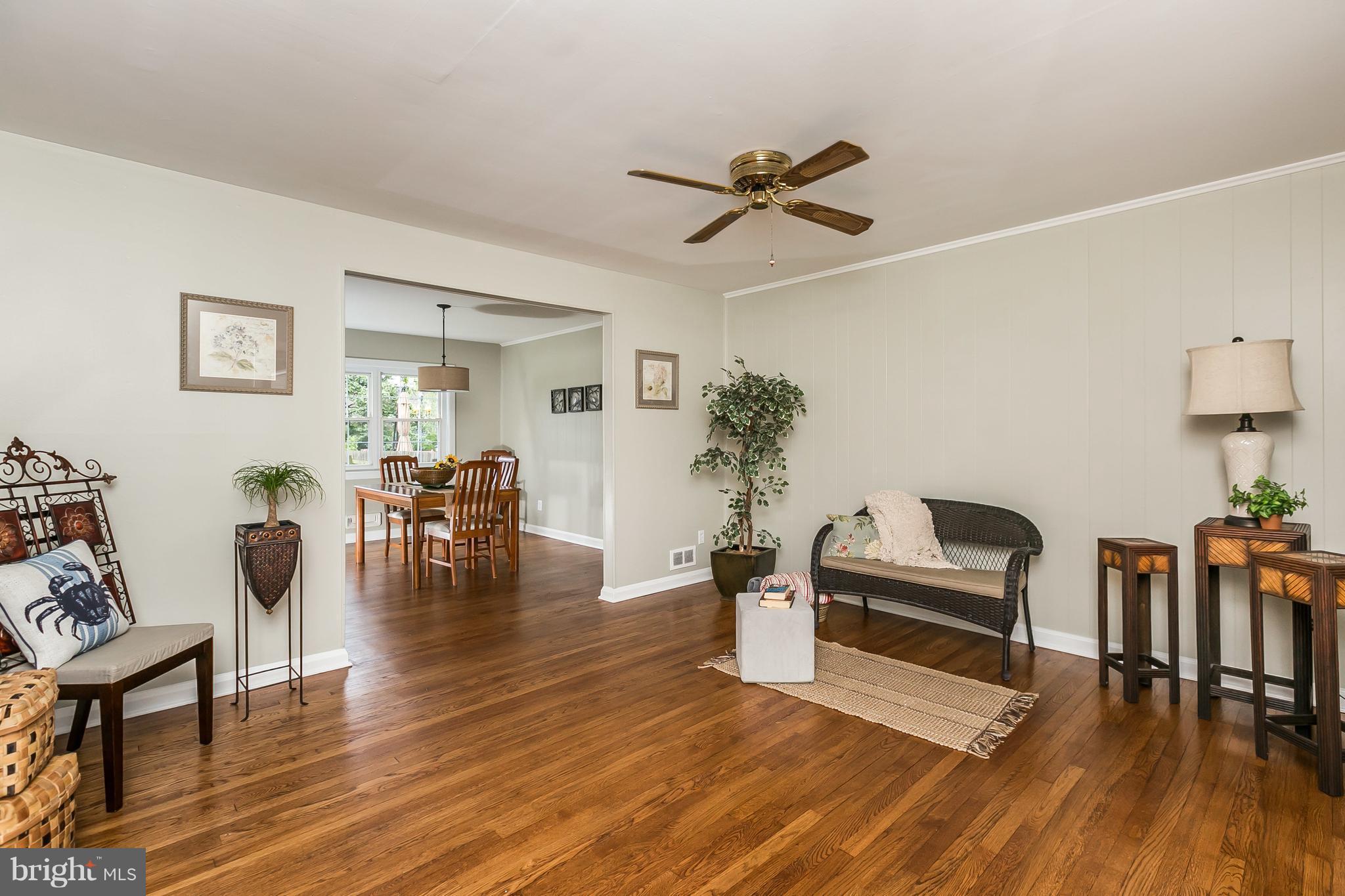 917 Southridge Road Baltimore, MD 21228 - Photo 25 of 25 Open floor plan w/lots of natural light