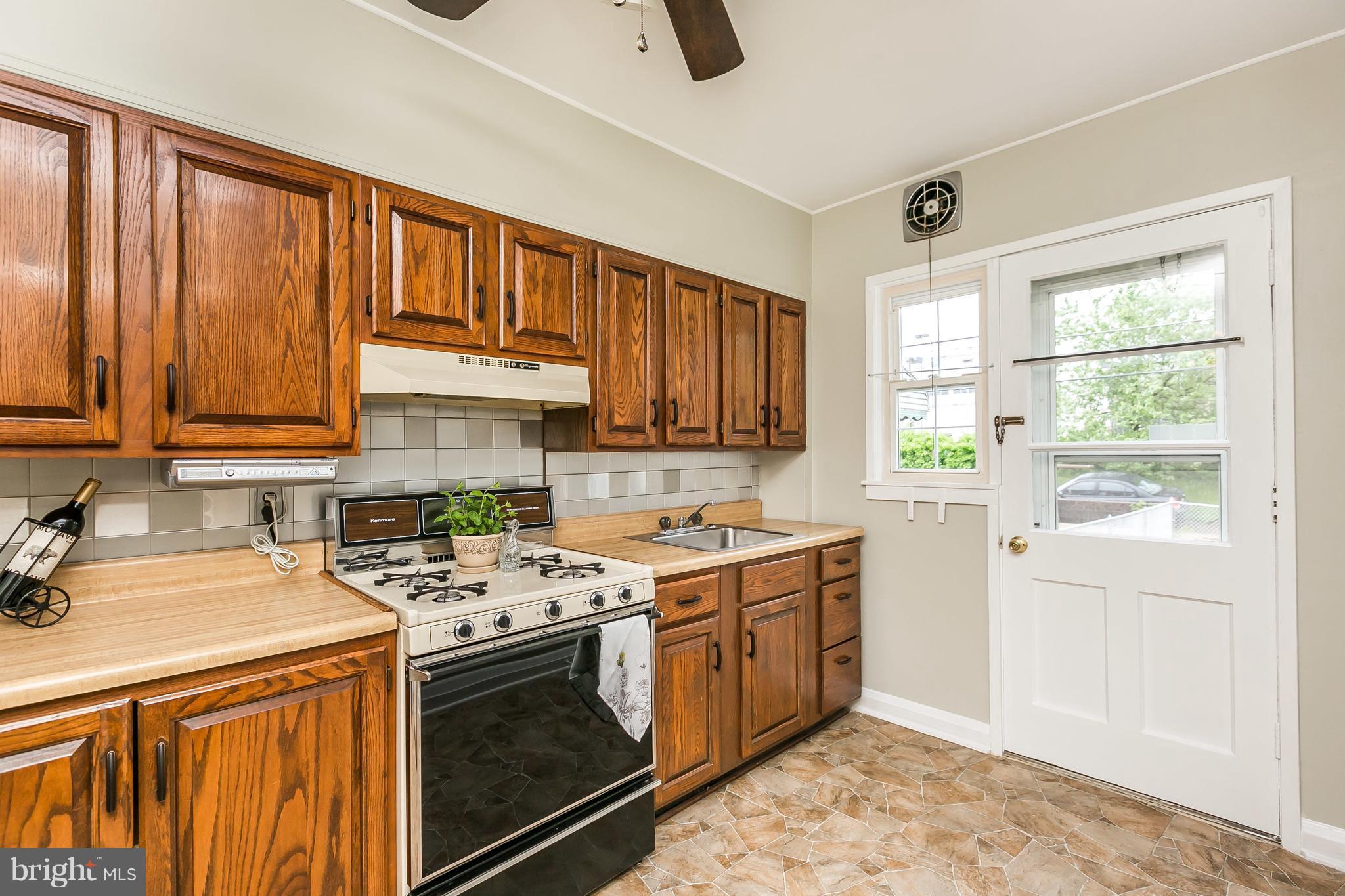 917 Southridge Road Baltimore, MD 21228 - Photo 9 of 25 Ceiling fans offer year round comfort