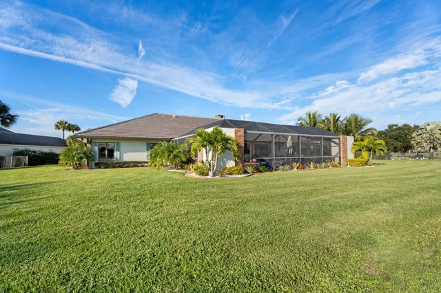 $1,692,500 | 427 Glenbrook Drive, Atlantis, FL 33462