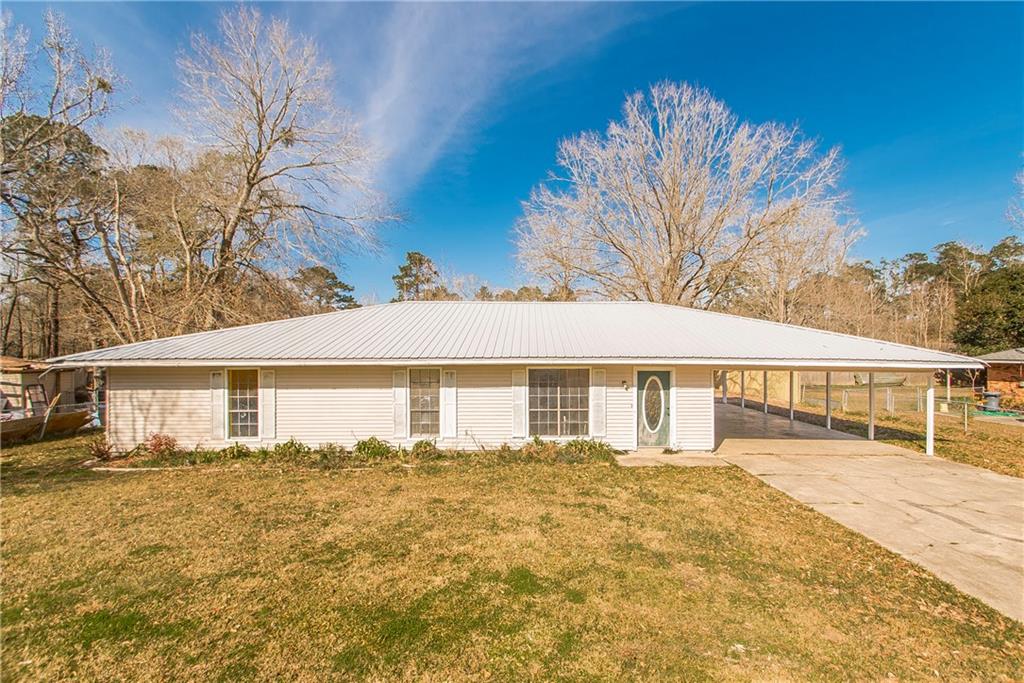 30715 Adagio Road Albany, LA 70711 - Photo 2 of 23