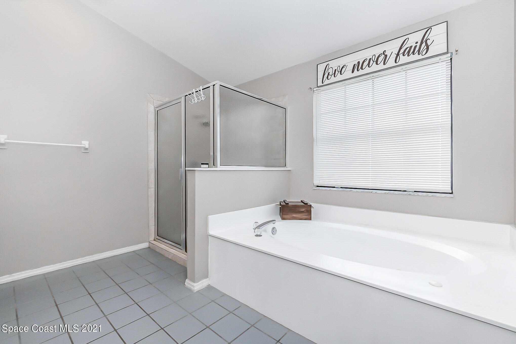 1199 Meadowbrook Road Northeast Palm Bay, FL 32905 - Photo 11 of 24 Master Bathroom