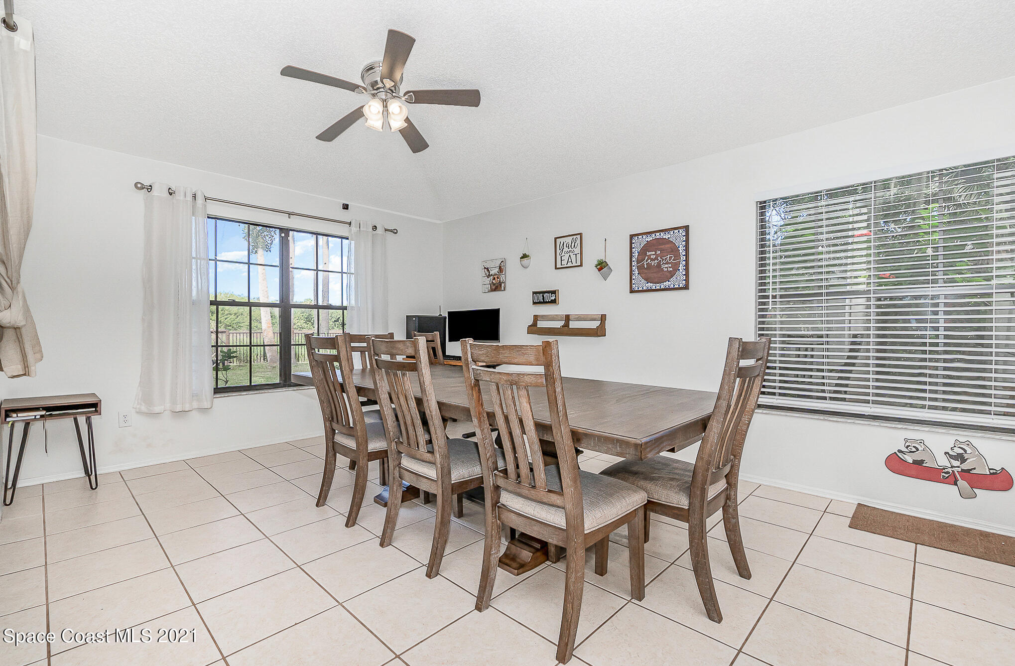 1199 Meadowbrook Road Northeast Palm Bay, FL 32905 - Photo 6 of 24 Dining Room
