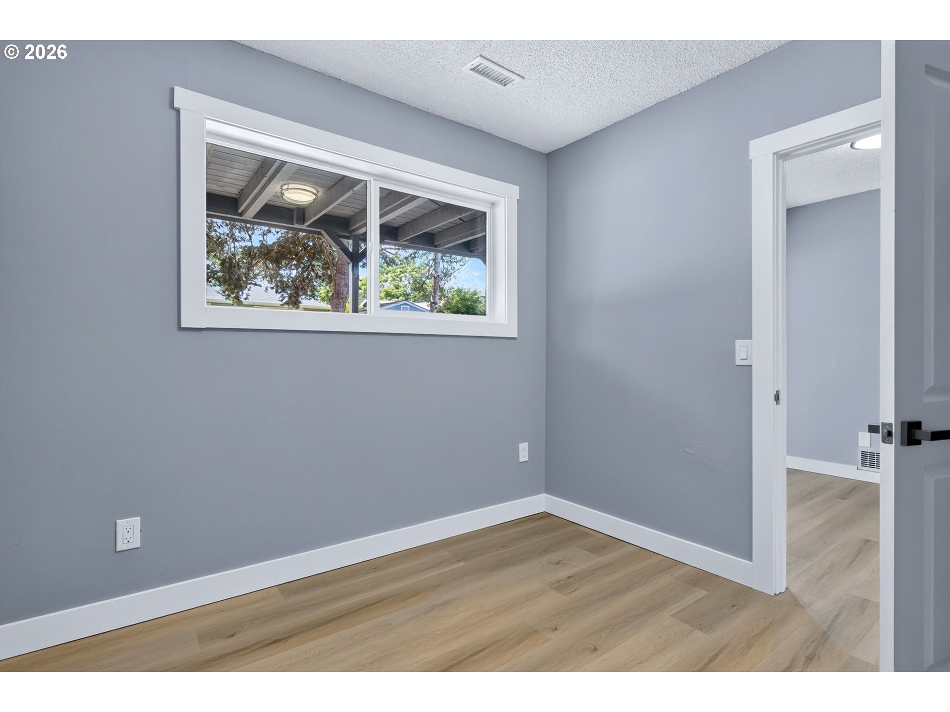 5685 Southwest 207th Avenue Beaverton, OR 97078 - Photo 29 of 43 Den/Office