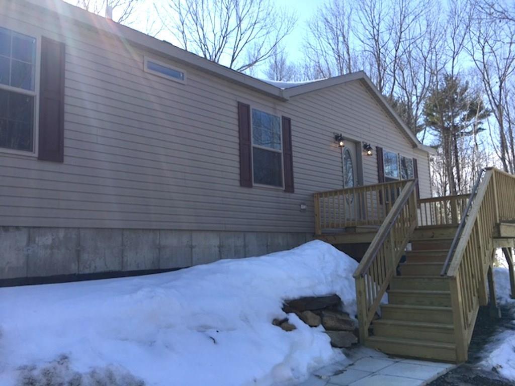 49 Dr Mann Road Chelsea, ME 04330 - Photo 3 of 22 Front porch entry