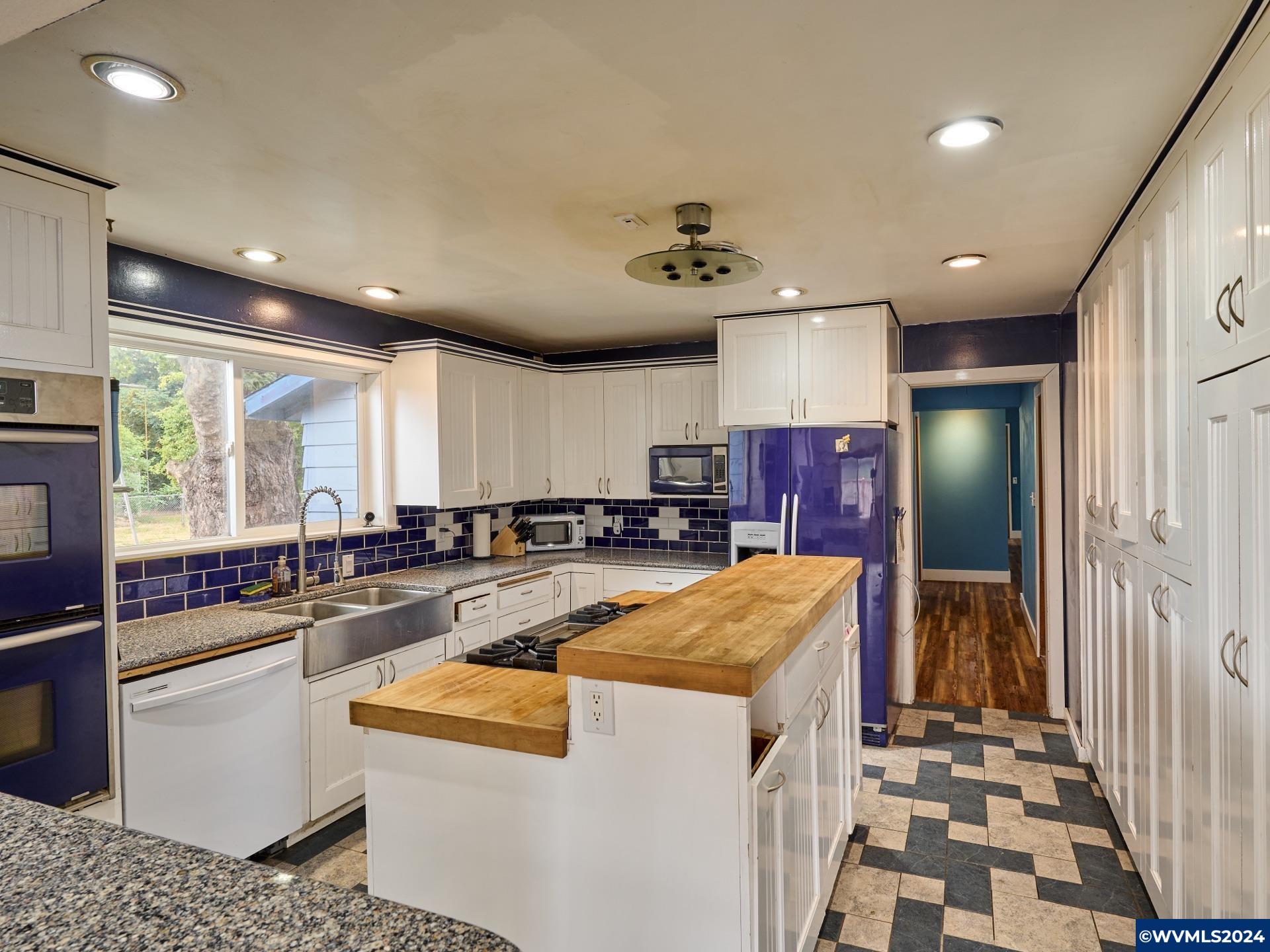 13422 Hobart Road Northeast Silverton, OR 97381 - Photo 25 of 47 Gallery Image 25