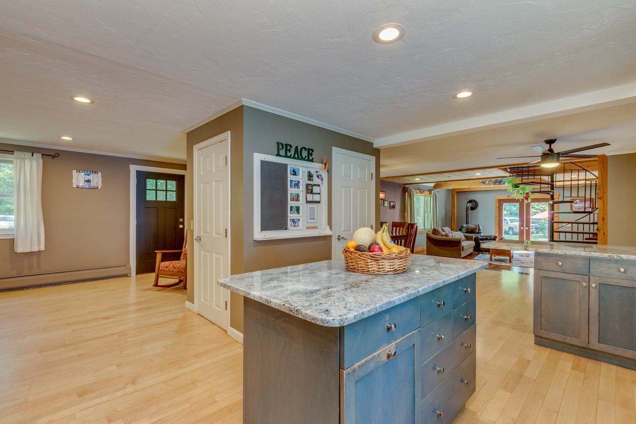 710 East Penacook Road Hopkinton, NH 03229 - Photo 22 of 40