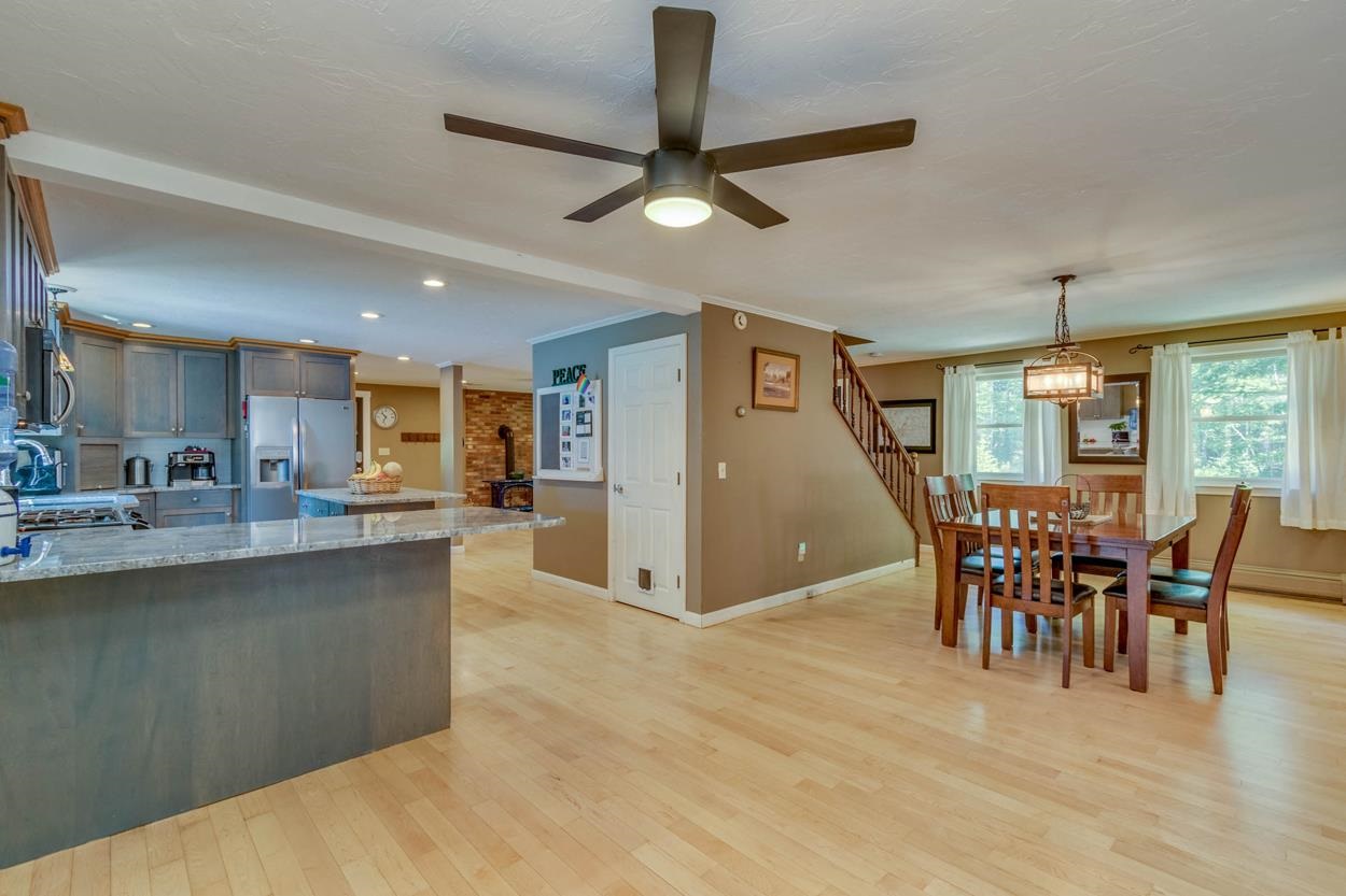 710 East Penacook Road Hopkinton, NH 03229 - Photo 8 of 40