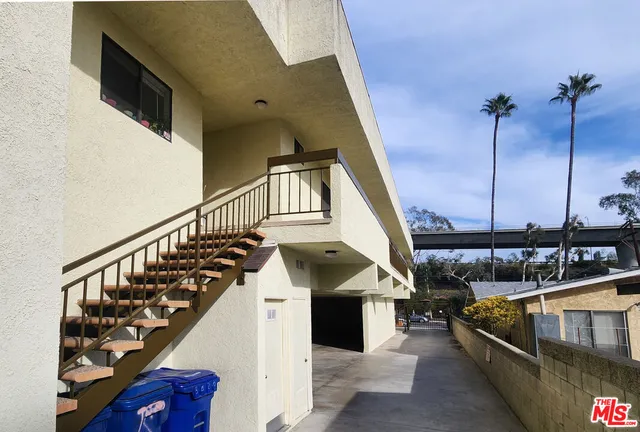 $2,899,000 | 5227 Eagle Dale Avenue, Unit 2, Los Angeles, CA 90041