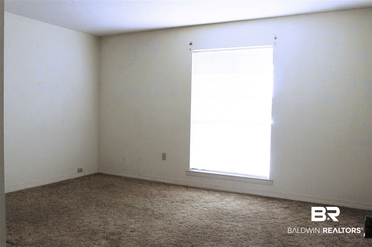 1701 Dawes Road Mobile, AL 36695 - Photo 12 of 21 Guest Bedroom