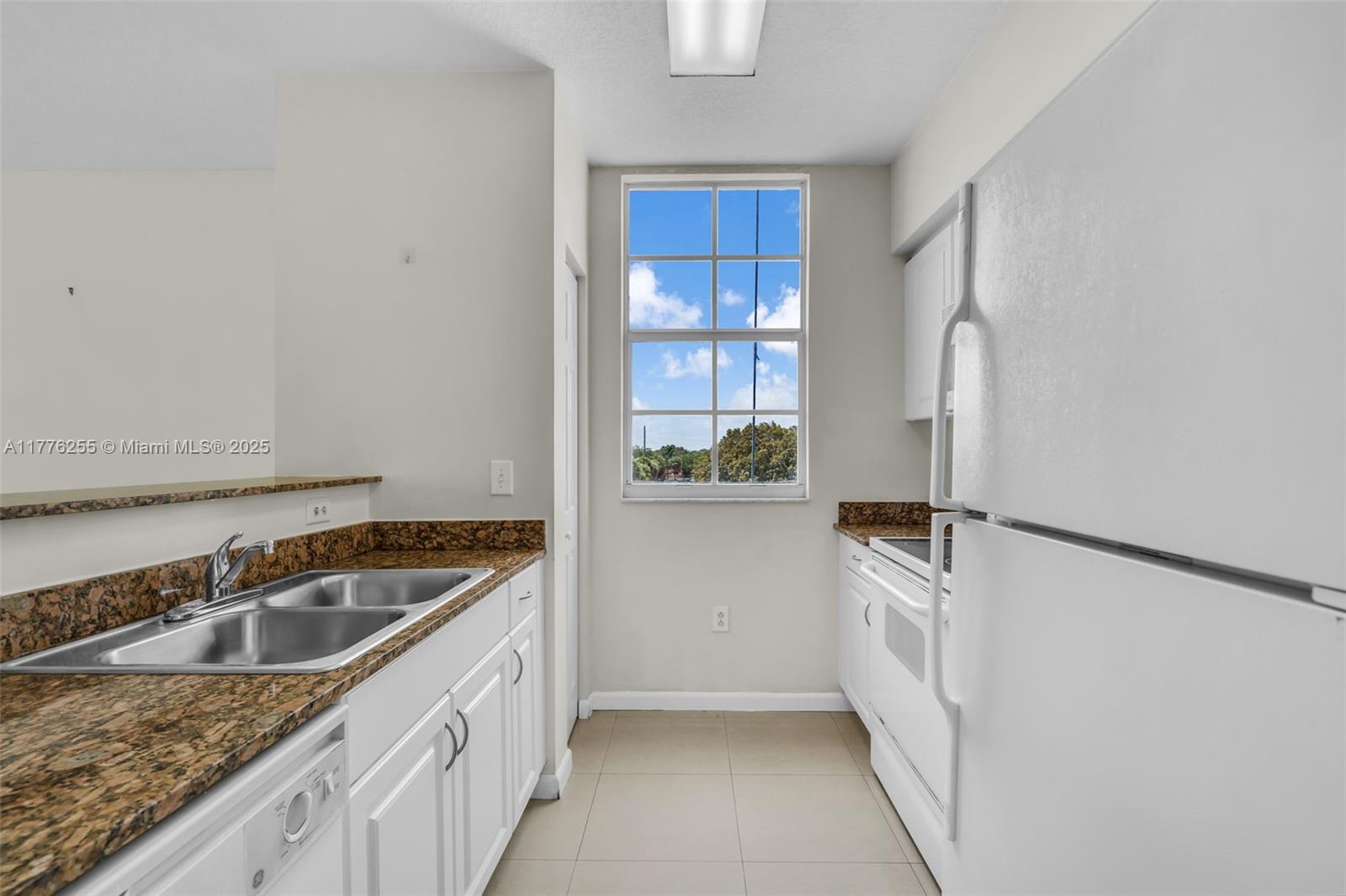 215 Southwest 42nd Avenue, Unit 402 Miami, FL 33134 - Photo 5 of 20