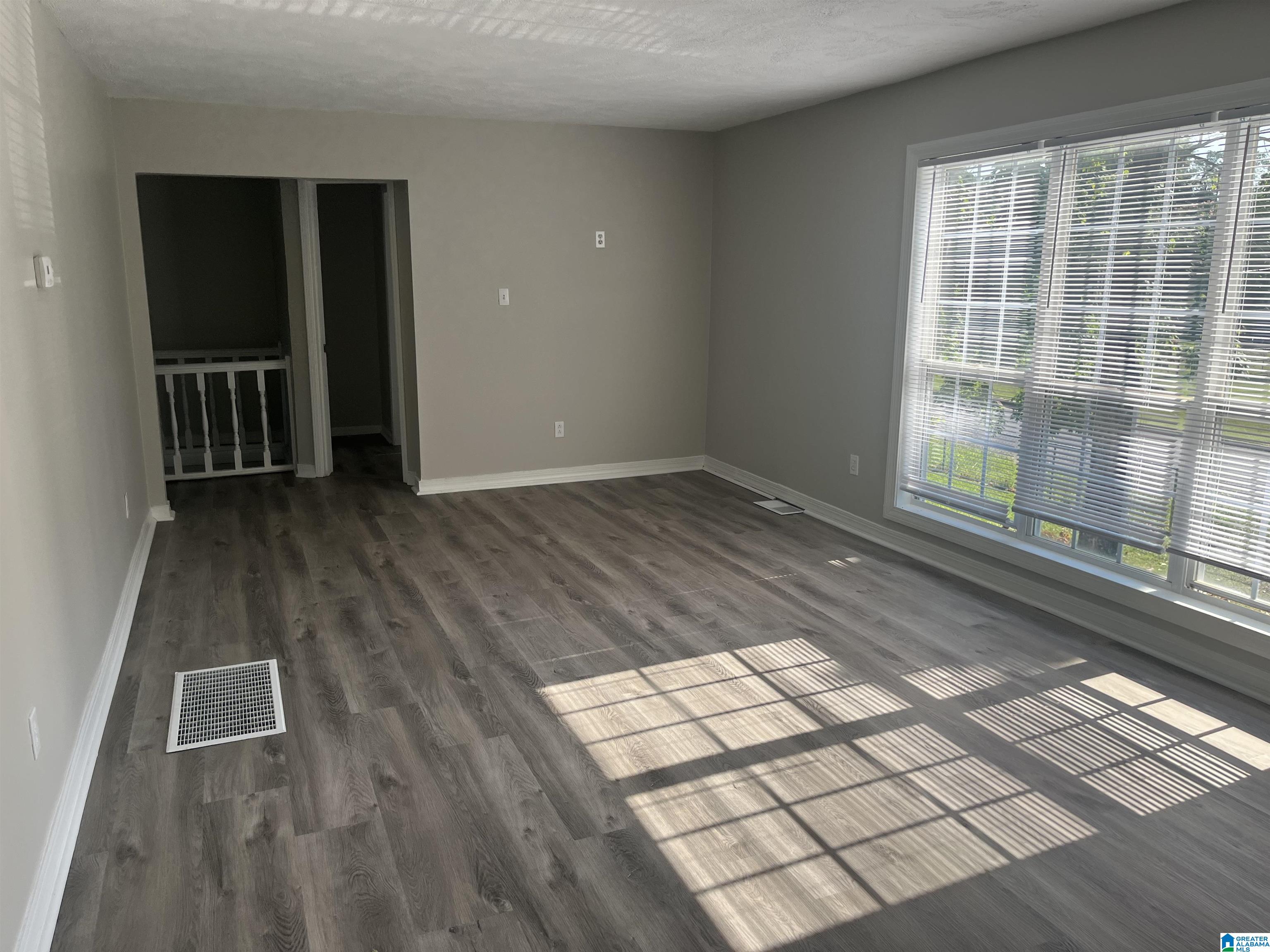 1624 16th Way Southwest Birmingham, AL 35211 - Photo 13 of 26