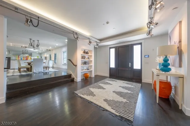 $3,995,000 | 60 Fernwood Road, Summit, NJ 07901