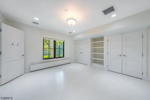 $3,995,000 | 60 Fernwood Road, Summit, NJ 07901