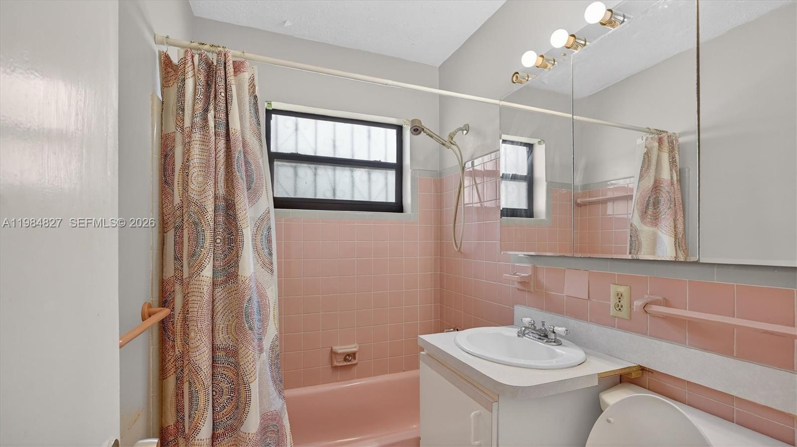 22300 Southwest 109th Avenue Miami, FL 33176 - Photo 8 of 14