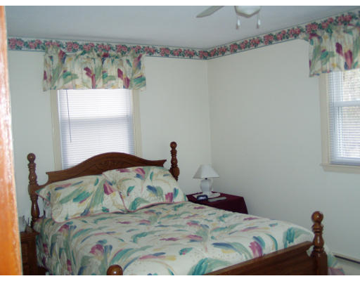 14 Cochrane Road Wilmington, MA 01887 - Photo 6 of 8 Gallery Image 6