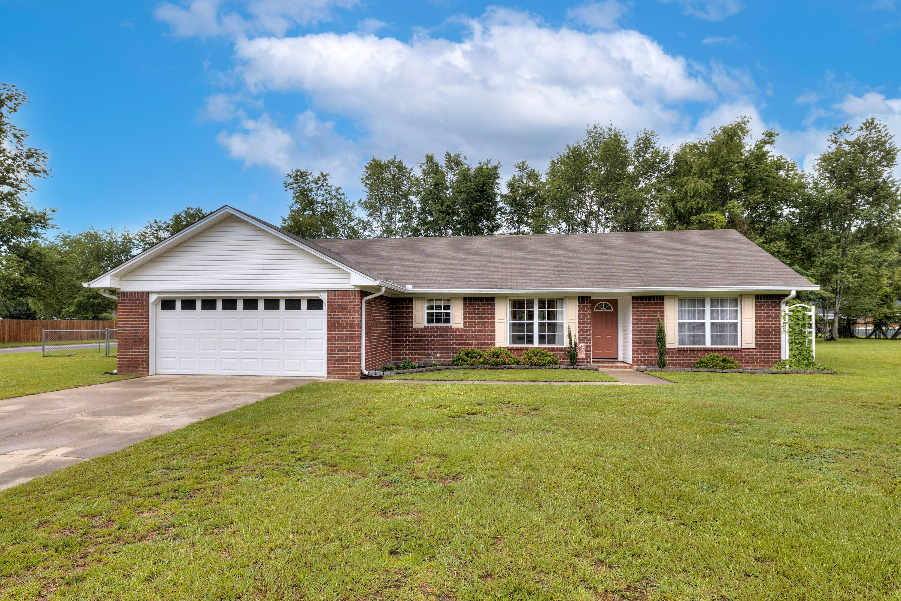 2845 Dbar Circle Sumter, SC 29154 - Photo 1 of 27 01