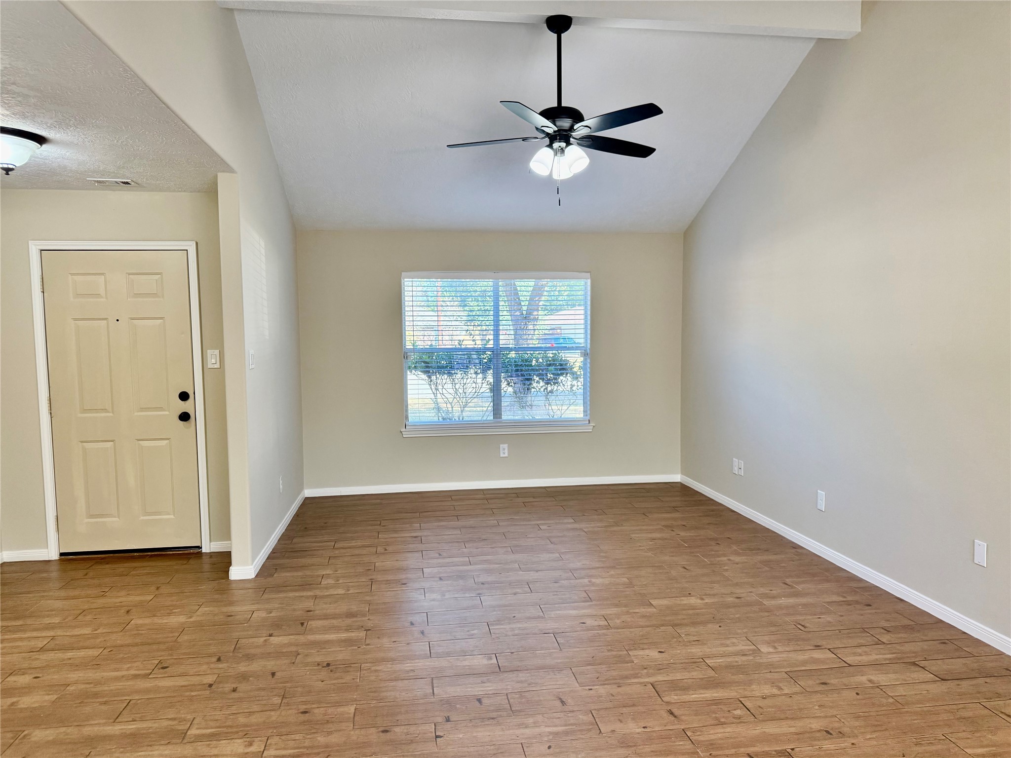 16306 Many Trees Lane Conroe, TX 77302 - Photo 2 of 14