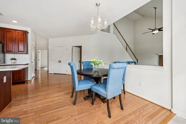 $1,019,900 | 25429 Carrington Drive, Chantilly, VA 20152