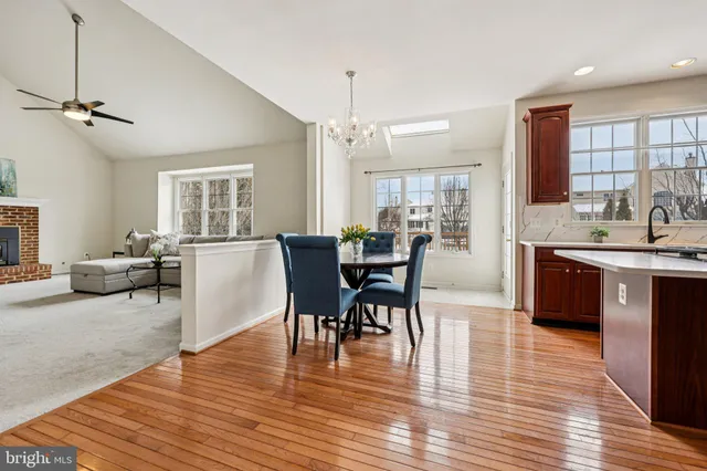 $1,019,900 | 25429 Carrington Drive, Chantilly, VA 20152