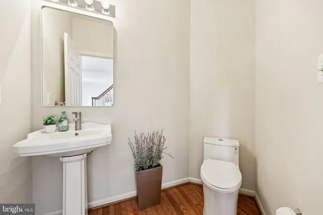 $1,019,900 | 25429 Carrington Drive, Chantilly, VA 20152