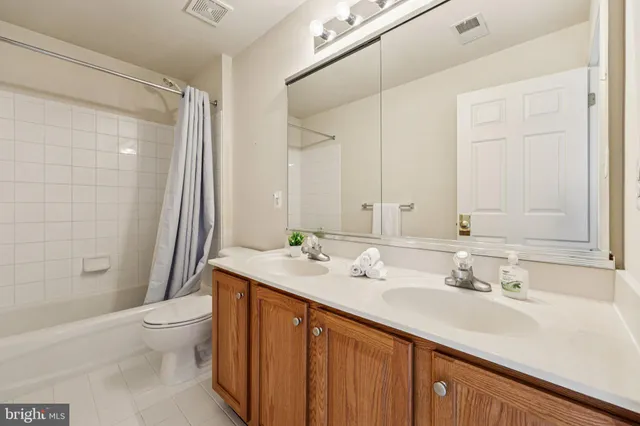 $1,019,900 | 25429 Carrington Drive, Chantilly, VA 20152