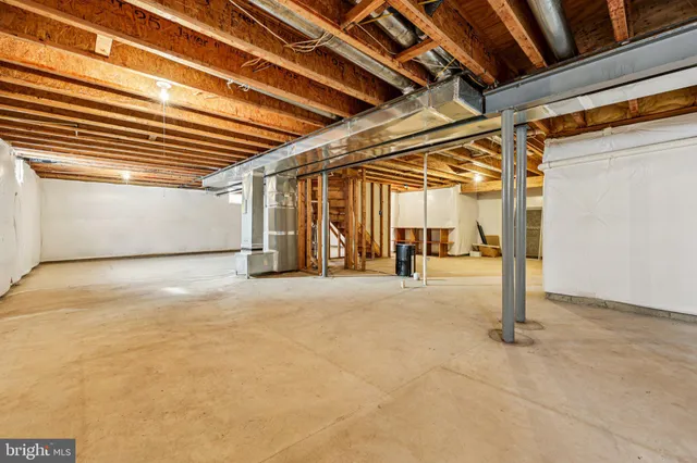 $1,019,900 | 25429 Carrington Drive, Chantilly, VA 20152